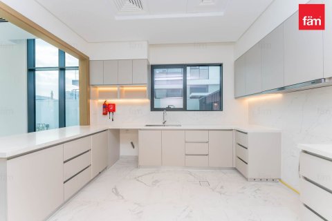 Vila u Al Furjan, Dubai, UAE 4 spavaćih soba, 567 m2 Br. 763043 - fotografija 10