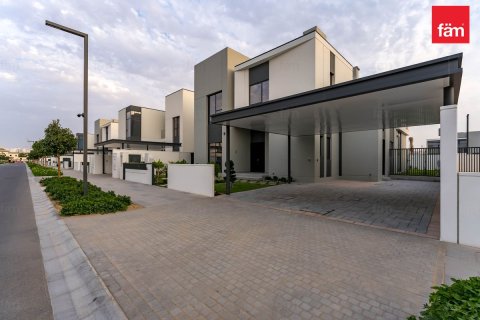 Vila u Al Furjan, Dubai, UAE 4 spavaćih soba, 567 m2 Br. 763043 - fotografija 12