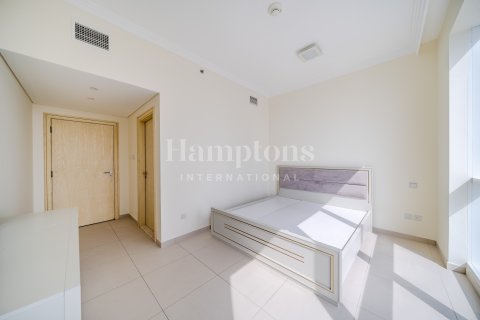 Apartament de închiriat în Jumeirah Beach Residence, Dubai, EAU 2 dormitoare, 158.30671200 mp. №741577 - poză 21