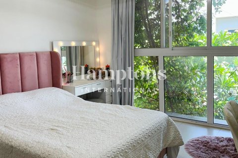 Casa urbana para arrendamento em Mudon, Dubai, EAU 3 quartos, 179.99956250 m2 № 741579 - foto 4