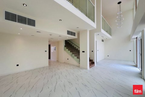 Villa in Dubai, UAE 4 bedrooms, 242 sq.m. № 638309 - photo 15