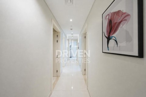Apartemen di Business Bay, Dubai, UEA 3 kamar tidur, 141.12 m2 nomor 743891 - foto 18