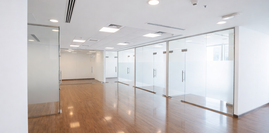 דירה ב Dubai, איחוד האמירויות 1 חדר, 159.6 מ"ר מספר 687802