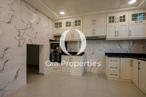 Vilă de vânzare în Yas Island, Abu Dhabi, EAU 5 dormitoare, 400 mp.  №644528 - poză 16