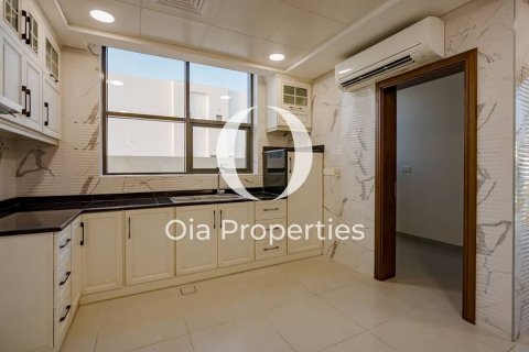 Vilă de vânzare în Yas Island, Abu Dhabi, EAU 5 dormitoare, 400 mp.  №644528 - poză 13