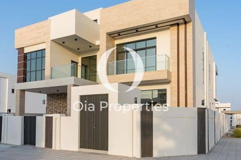 Vilă de vânzare în Yas Island, Abu Dhabi, EAU 5 dormitoare, 400 mp.  №644528 - poză 1