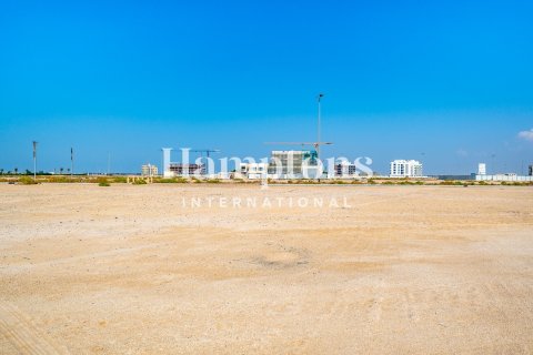 Terreno in affitto a Jebel Ali, Dubai, EAU 935.44030700 mq. № 660710 - foto 2