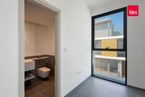 Villa zur Miete in Dubai, VAE 4 Schlafzimmer, 389.9 m2 Nr. 686095 - Foto 5