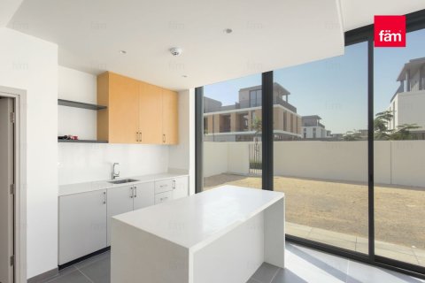 Villa zur Miete in Dubai, VAE 4 Schlafzimmer, 389.9 m2 Nr. 686095 - Foto 16