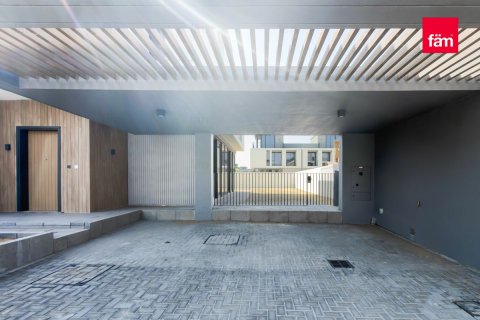 Villa zur Miete in Dubai, VAE 4 Schlafzimmer, 389.9 m2 Nr. 686095 - Foto 9