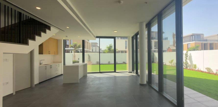 Вилла Дубай, БАӘ-да 4 жатын бөлмелер, 389.9 м² № 686095