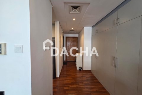 Apartment in Discovery Gardens, Dubai, UAE 1 room, 45 sq.m. № 728250 - photo 13