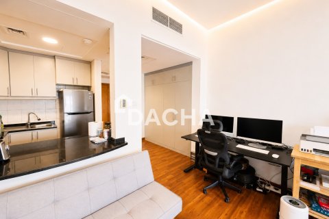 Apartment in Discovery Gardens, Dubai, UAE 1 room, 45 sq.m. № 728250 - photo 12