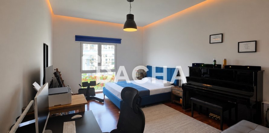 Apartment in Discovery Gardens, Dubai, UAE 1 room, 45 sq.m. № 728250