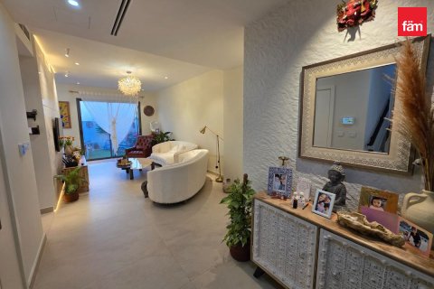 Řadový dům v Dubai, SAE 3 ložnice, 144.3 m² Č.: 725962 - fotografie 1