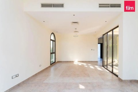 Villa Dubaijā, AAE 4 istabas, 399.8 m2 Nr. 726002 - attēls 2