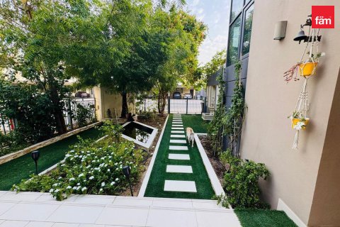 Řadový dům v Dubai Hills Estate, SAE 4 ložnice, 308.2 m² Č.: 725999 - fotografie 12