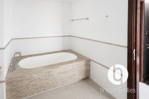 Wohnung zur Miete in Downtown Dubai (Downtown Burj Dubai), Dubai, VAE 2 Schlafzimmer, 135 m2 Nr. 718160 - Foto 15
