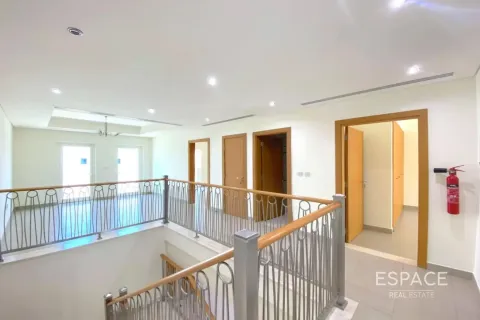 Kamienica na sprzedaż w Al Furjan, Dubai, ZEA 3 sypialnie, 301 mkw., nr 649686 - zdjęcie 7