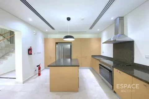 Kamienica na sprzedaż w Al Furjan, Dubai, ZEA 3 sypialnie, 301 mkw., nr 649686 - zdjęcie 5