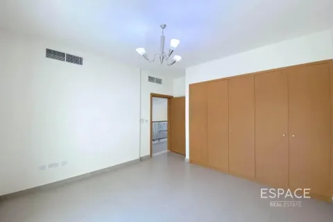 Kamienica na sprzedaż w Al Furjan, Dubai, ZEA 3 sypialnie, 301 mkw., nr 649686 - zdjęcie 15