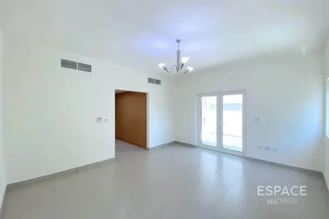 Kamienica na sprzedaż w Al Furjan, Dubai, ZEA 3 sypialnie, 301 mkw., nr 649686 - zdjęcie 18