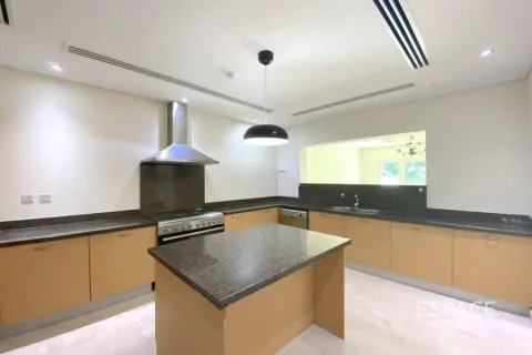Kamienica na sprzedaż w Al Furjan, Dubai, ZEA 3 sypialnie, 301 mkw., nr 649686 - zdjęcie 4