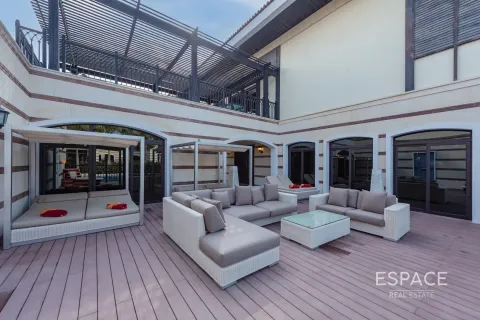Vila di Palm Jumeirah, Dubai, UEA 4 kamar tidur, 581 m2 nomor 649687 - foto 16