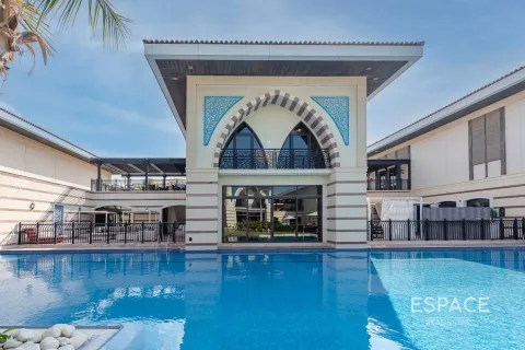 Vila di Palm Jumeirah, Dubai, UEA 4 kamar tidur, 581 m2 nomor 649687 - foto 1