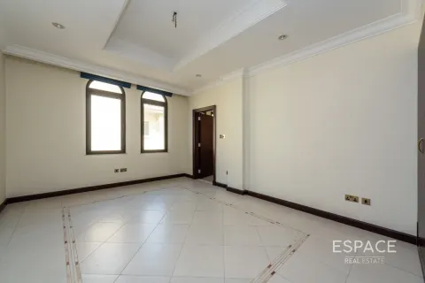 Villa Palm Jumeirah, Dubaijā, AAE 4 istabas, 657 m2 Nr. 649690 - attēls 4