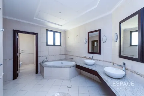 Villa Palm Jumeirah, Dubaijā, AAE 4 istabas, 657 m2 Nr. 649690 - attēls 6