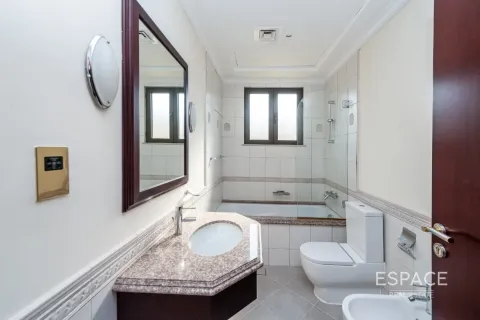 Villa Palm Jumeirah, Dubaijā, AAE 4 istabas, 657 m2 Nr. 649690 - attēls 9