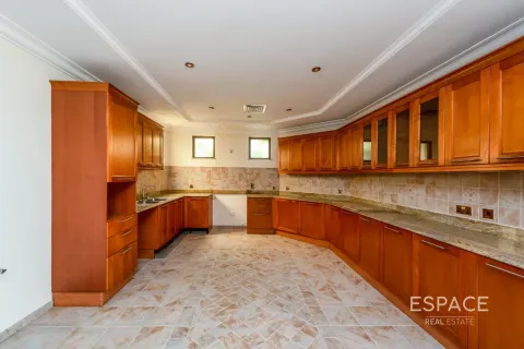 Villa Palm Jumeirah, Dubaijā, AAE 4 istabas, 657 m2 Nr. 649690 - attēls 14