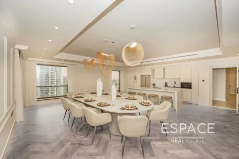 Apartman u Jumeirah Beach Residence, Dubai, UAE 4 spavaćih soba, 514 m2 Br. 649688 - fotografija 2
