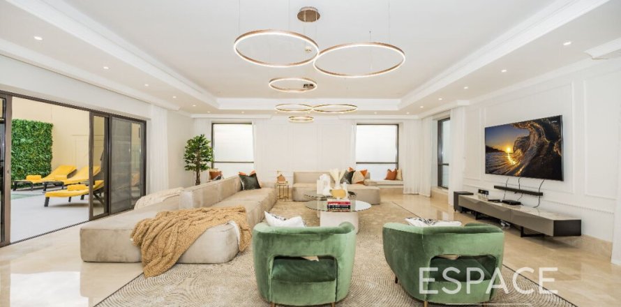 Huoneisto Jumeirah Beach Residence, Dubai, Arabiemiraatit 4 makuuhuonetta, 514 m2 № 649688