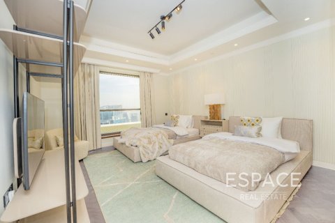 Huoneisto Jumeirah Beach Residence, Dubai, Arabiemiraatit 4 makuuhuonetta, 514 m2 № 649688 - kuva 6