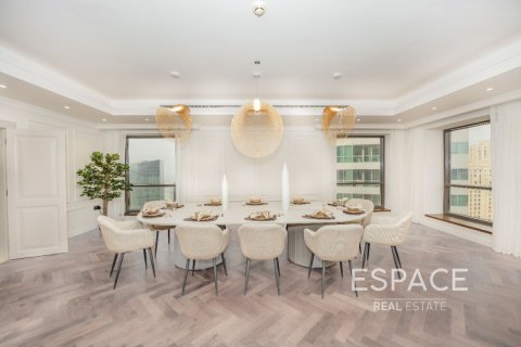 Huoneisto Jumeirah Beach Residence, Dubai, Arabiemiraatit 4 makuuhuonetta, 514 m2 № 649688 - kuva 14