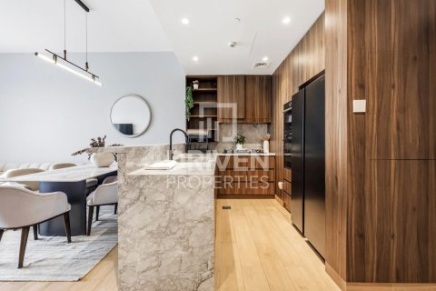 Apartman u gradu Jumeirah, Dubai, UAE 2 spavaće sobe, 112.04 m2 Br. 756947 - Slika 6
