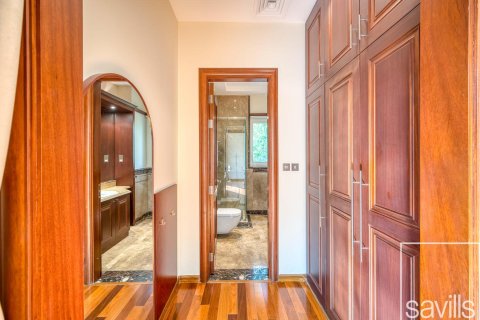Emirates Hills、Dubai、UAE にあるヴィラの賃貸物件 7ベッドルーム、1498.9 m2、No753539 - 写真 16