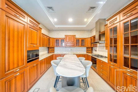 Emirates Hills、Dubai、UAE にあるヴィラの賃貸物件 7ベッドルーム、1498.9 m2、No753539 - 写真 9