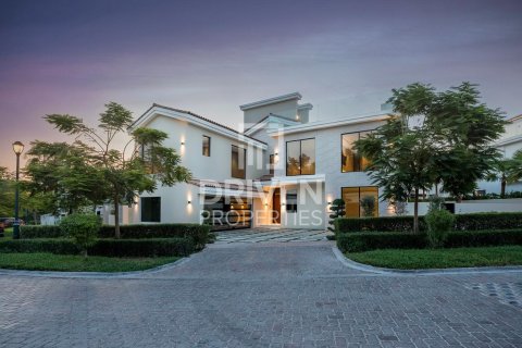 Villa in affitto a Jumeirah Golf Estates, Dubai, EAU 7 camere da letto, 876.91 mq. № 757003 - foto 2