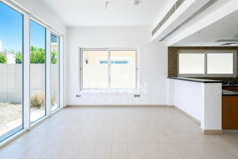 Вилла Jumeirah Park, Дубай, БАӘ-да 3 жатын бөлмелер, 535.96 м² № 756997 - фото 3