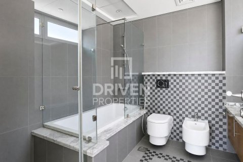 Вилла Jumeirah Park, Дубай, БАӘ-да 3 жатын бөлмелер, 535.96 м² № 756997 - фото 17