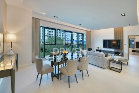 Palm Jumeirah, Dubai, UAE의 임대용 아파트 침실 2개, 165.65제곱미터 번호 757001 - 사진 3