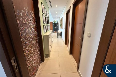 Appartement à louer à The Hills, Dubai, EAU 3 chambres, 166 m2 № 688998 - photo 13