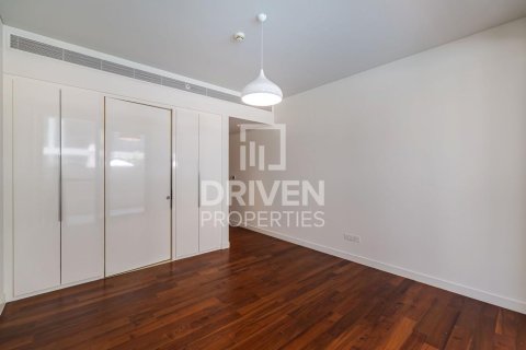 Apartment in City Walk, Dubai, UAE 2 bedrooms, 170.29 sq.m. № 755912 - photo 7
