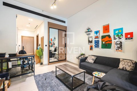 Apartment in Jumeirah Village Circle, Dubai, UAE 1 room, 52.12 sq.m. № 755908 - photo 2