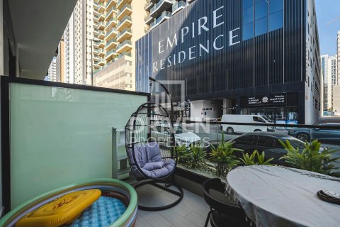Apartment in Jumeirah Village Circle, Dubai, UAE 1 room, 52.12 sq.m. № 755908 - photo 9