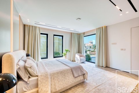 Villa in Palm Jumeirah, Dubai, UAE 5 bedrooms, 657.85 sq.m. № 747586 - photo 9