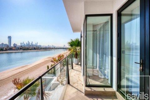 Villa in Palm Jumeirah, Dubai, UAE 5 bedrooms, 657.85 sq.m. № 747586 - photo 16